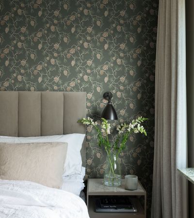 Grön tapet med Skog mönster